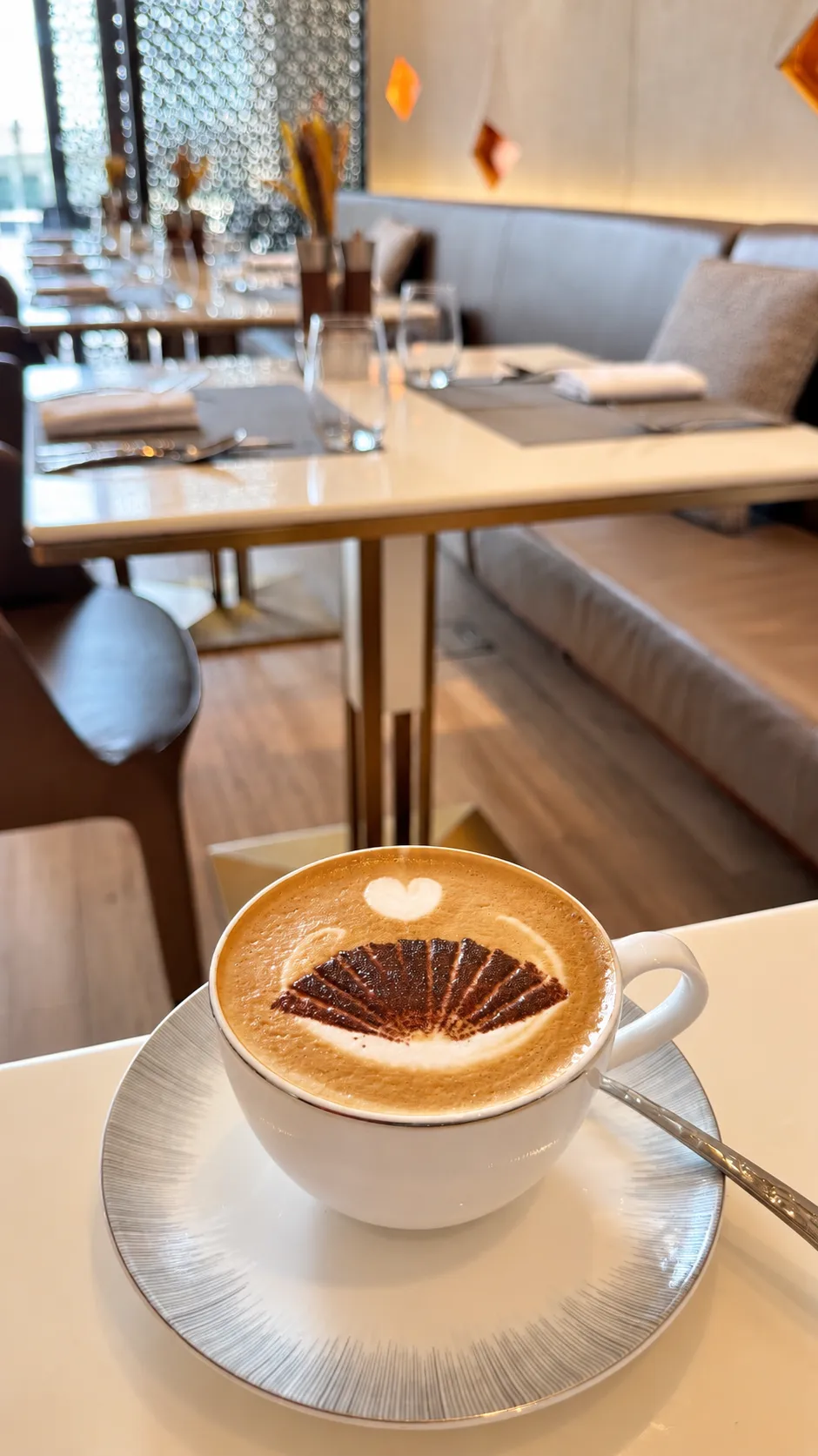 Café da manhã no Mandarin Oriental, Doha