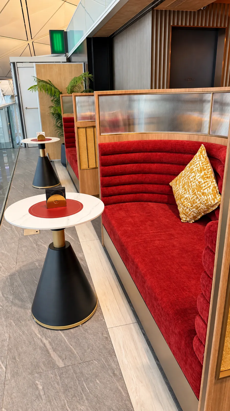 Taste of Priceless no Aeroporto de Hong Kong